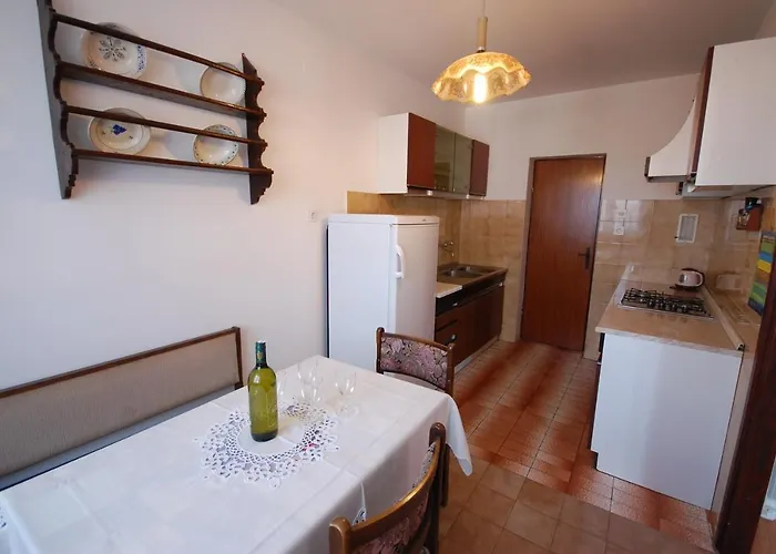 Toni By El-pi Tours Apartment Njivice