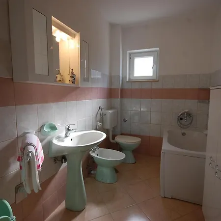 Apartman Toni By El-pi Tours *