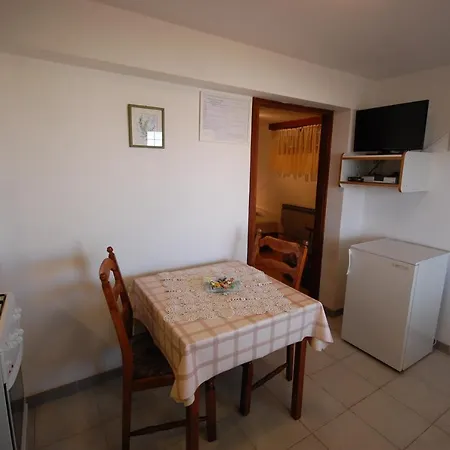 Apartman Toni By El-pi Tours Njivice